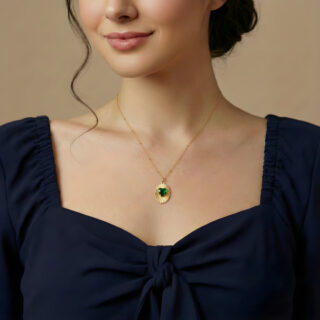 Green Heart Stone Pendant Necklace – Anti Tarnish