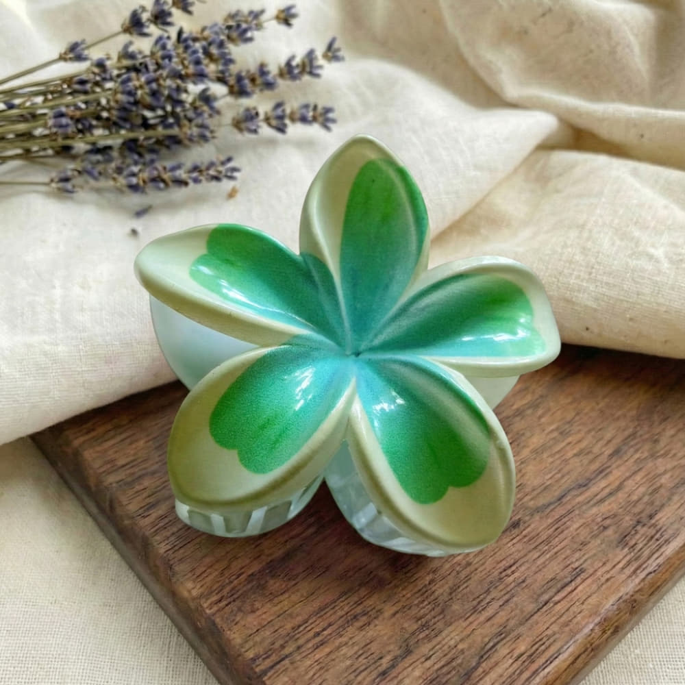 img_20260103101039153_MIW5Z | Glowviera.com Green Glossy Flower Hair Claw Clip