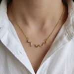 Anti tarnish gold wave necklace with crystal accents for women