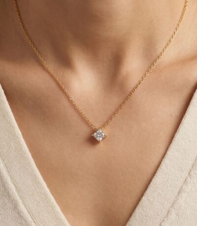 Anti tarnish gold crystal pendant necklace for women